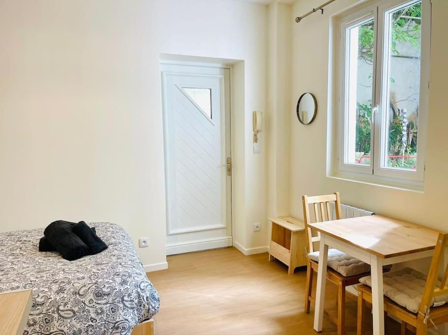 Le Petit Meuble Hyper Centre Apartment ออร์เลออง ภายนอก รูปภาพ